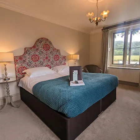 Parc-Le-Breos House Bed & Breakfast Penclawdd Room photo