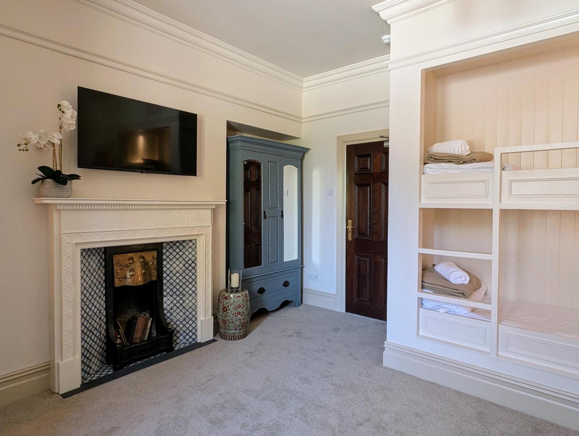 Parc-le-breos House 4* Penclawdd